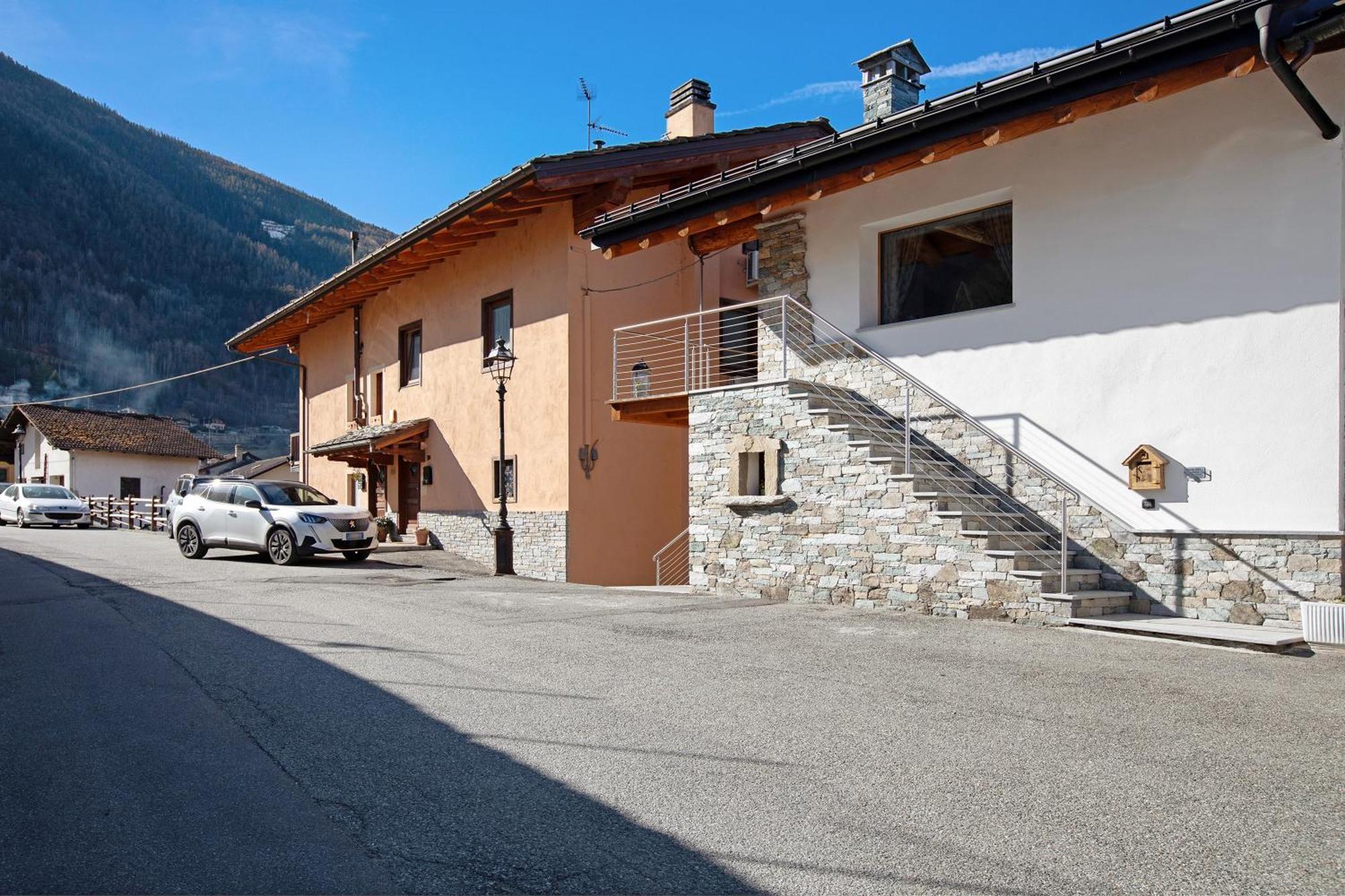 Alpine A-S Villa Aymavilles Exteriör bild